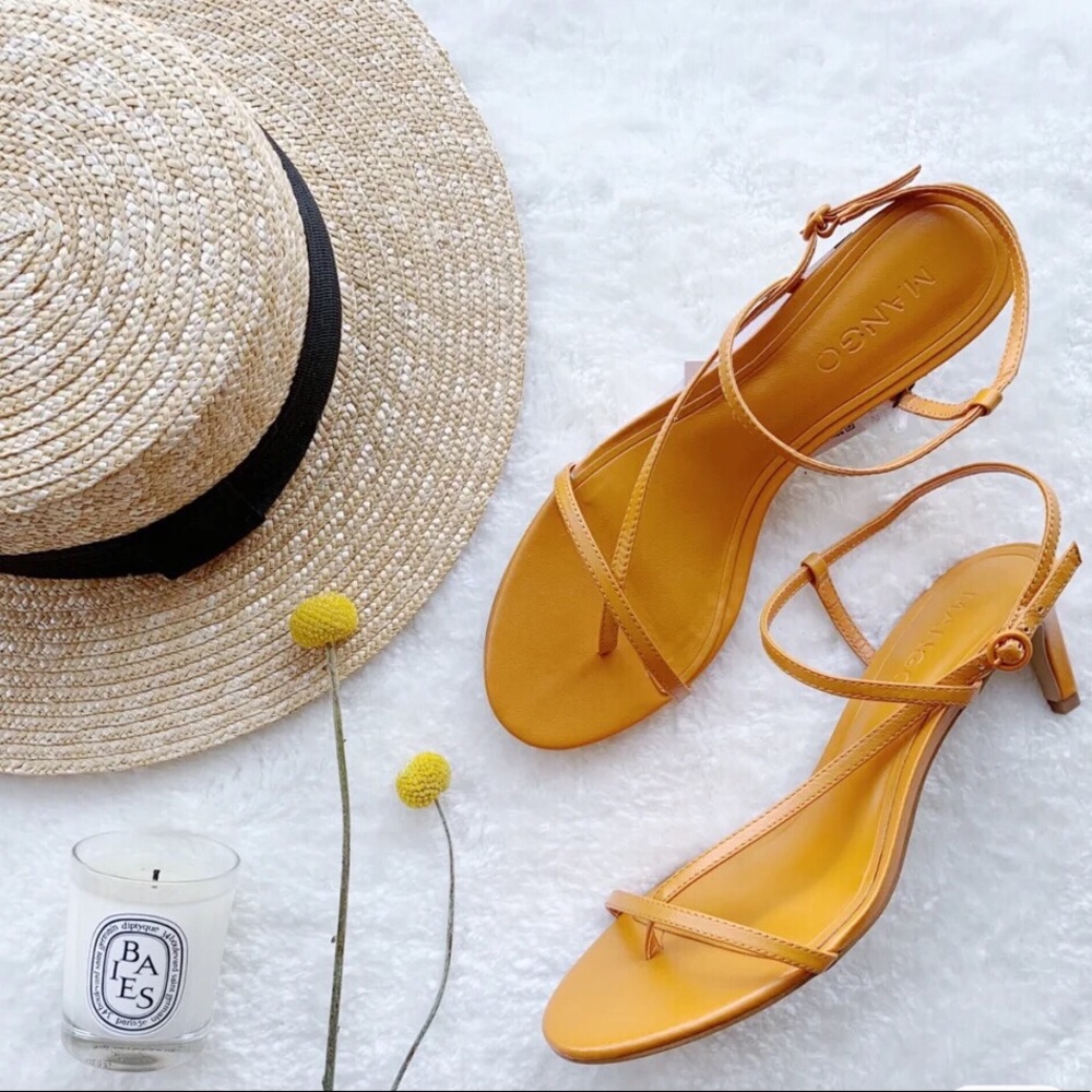 Sandals - Picture 2 of 2